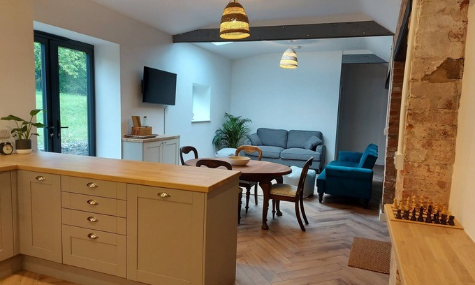 Chard House | Manor Farm Barn - Spacious and Stylish Conversion