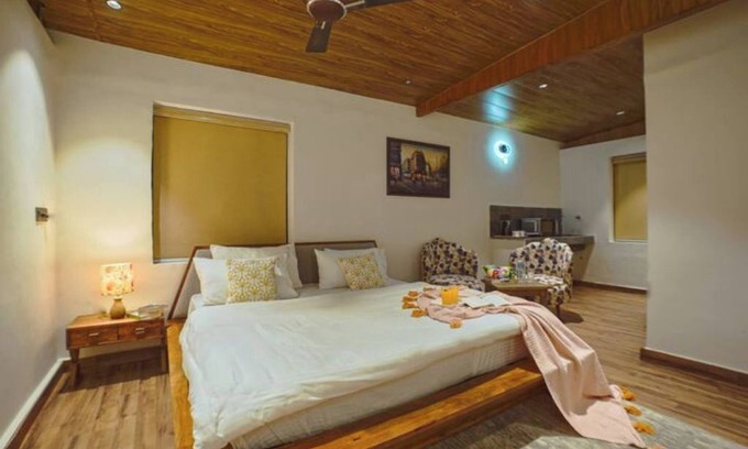 Kasauli House | Maple cottage3 Bedroom|Open Theatre|Terrace Garden