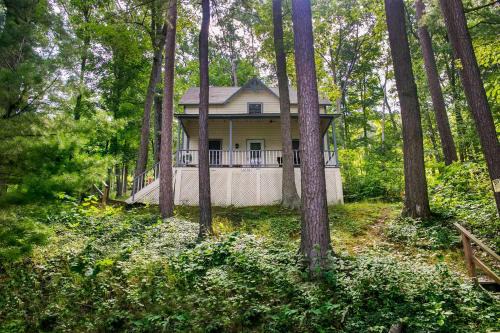 Hammondsport House | Maple Hide A Way