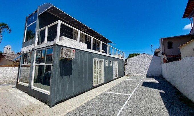 Nacoes Apartment | Marco Zero Containers 2