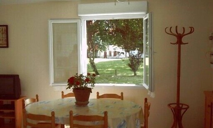 Marennes House | Marennes house 4 people near downtown and harbor