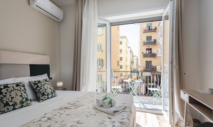 Fuorigrotta House | MarGab Bed & Breakfast