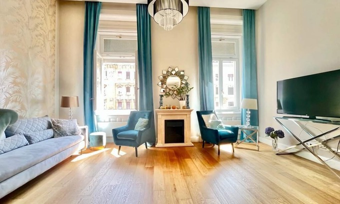 13th District Apartment | Margaret Bridge Residence, Danube view , AC