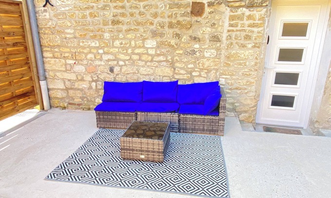 Margny-les-Compiegne House | Margnotine house with private courtyard and parking.