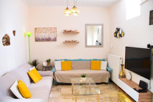 Chamezi House | Maria's House - Chamezi