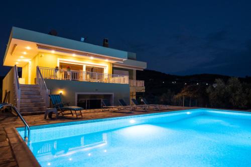 Limni Vouliagmenis Villa | Marianne's Olive Grove - Villa Loutraki