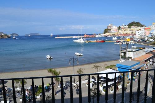 Ponza Apartment | Maridea - Appartamenti Via Dante