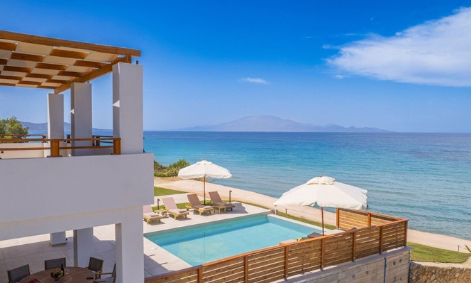 Alonia Villa | MariDion Beach Family House