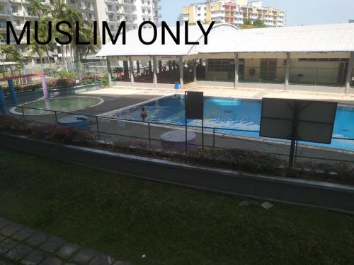 Baharu Apartment | Marina View, Teluk Kemang, PD