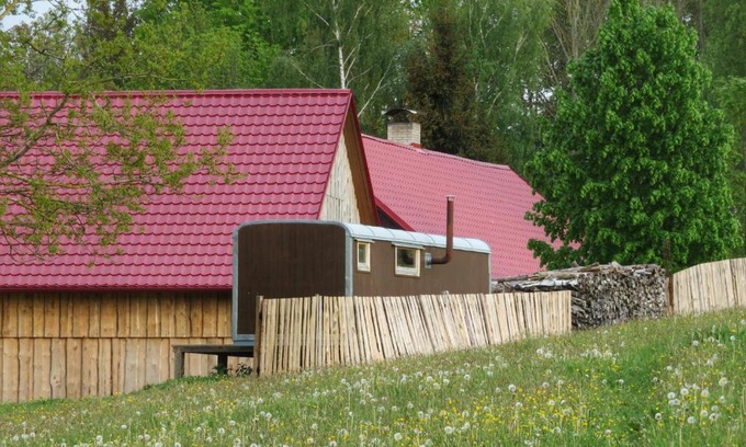 Pobezovice Other | Maringotka na samotě na kozí farmě