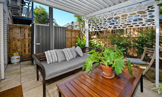 Maroochydore Apartment | Maroochydore 3 B/R, 2 Bath, Townhouse ZA4