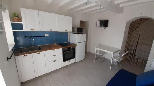 Montignoso House | MaRosa
