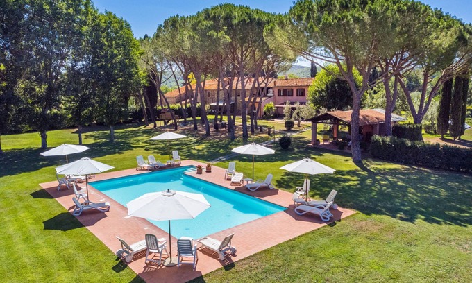 Suvereto Apartment | Marrone by Interhome