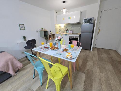 Saint - Martin - du - Touch Apartment | MarshMallow Toulouse proche aéroport, Airbus et Zenith