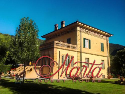 Santa Maria del Giudice Bed & Breakfast | Marta Guest House