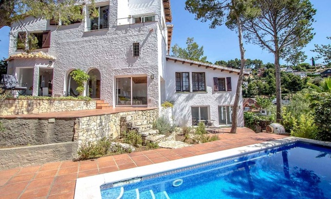 Palleja Villa | Martin Palleja Fontpineda 561.228 Majestic Villa