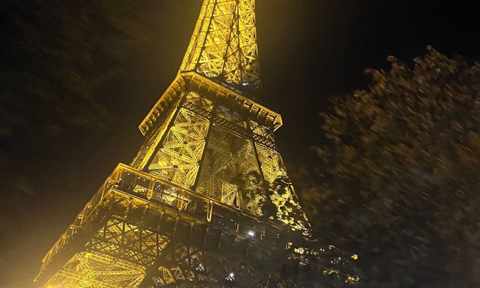 Chaillot Apartment | Marvelous 2-bedroom Trocadero apartment near Eiffel Tower in Paris for 6 People