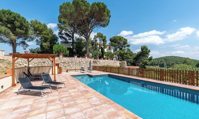 Figuerola del Camp Villa | Mas Barbat Summary: S