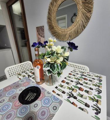 Craiova Apartment | MASHA Luxury New Apartment in the center