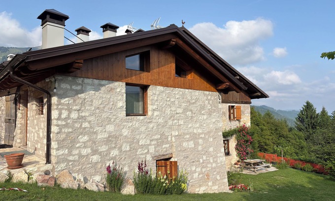 Castello Tesino Cabin | Maso Milù - Modern and charming chalet in the heart of Tesino nature