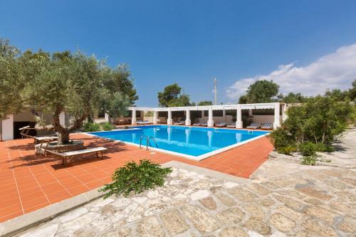 Patu Villa | Masseria Colosso by BarbarHouse