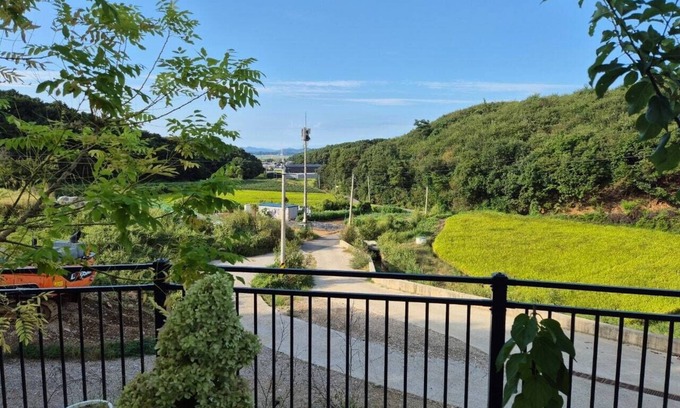 Paju House | Master bedroom in New and Huge house in enjoyable Paju-sin파주 럭셔리 전원주택 마스터베드룸