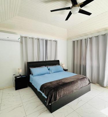 Snow Hill Apartment | Master Room - Ferdie's Place