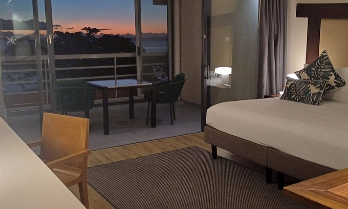 Tahiti Apartment | Matavai View - Premium Oceanfront Suite