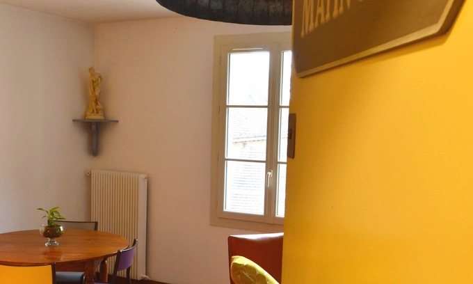 Chartres Apartment | Matin d'été : au cœur du centre historique et de sa Cathédrale