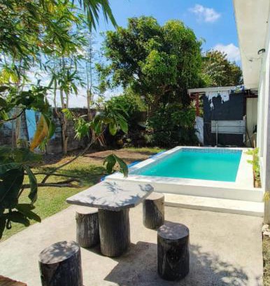 General Trias Apartment | Matthew's Private Pool by Mia and Miguel's House