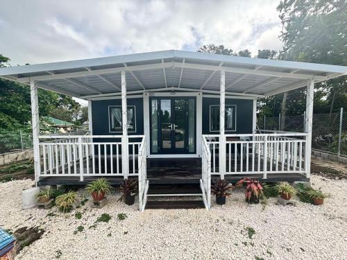 Nuku'alofa Apartment | Maui Guesthouse