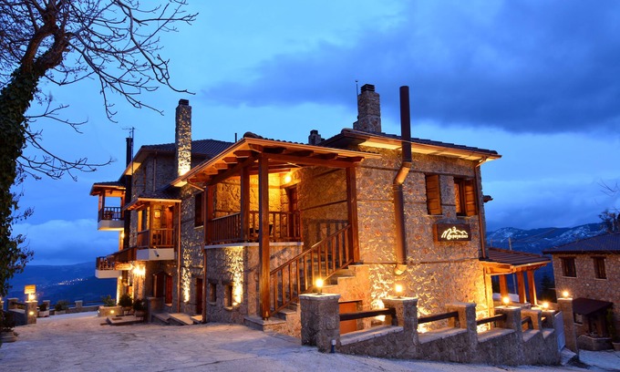 Synikia Mesi Trikalon House | Mavraganeiko