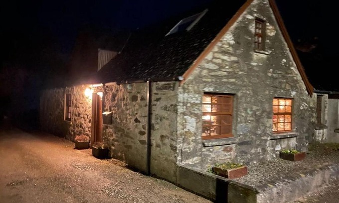 Lochgilphead House | Mawenyoupe