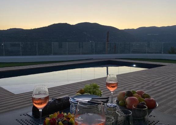 Monagri Villa | Maximos Luxury Villa with Pool -BREAKBOOKING-CY