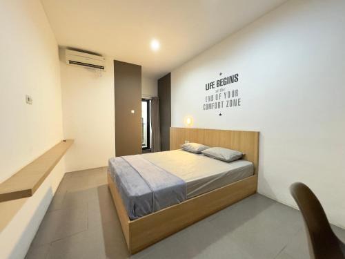 Bumi Serpong Damai Apartment | Maxley Suites Dormitory C1