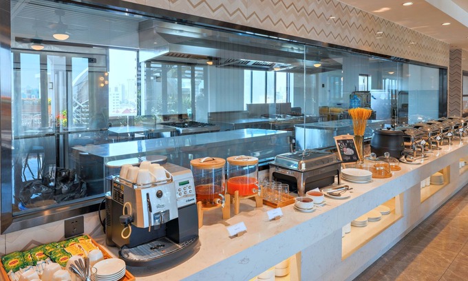 Prampir Makara Hotel | Maxx Phnom Penh Downtown (By H World)