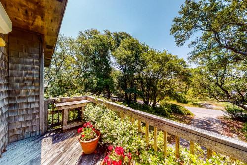 Brigands' Bay House | May's Landing FOBB365