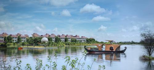 Raipur Hotel | MAYFAIR Lake Resort