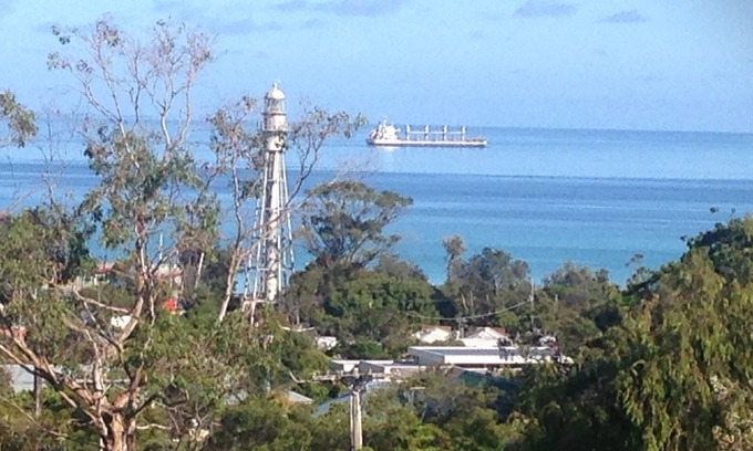 McCrae House | McCrae: location, location! Boasting bay views with the beach a 5 minutes walk.