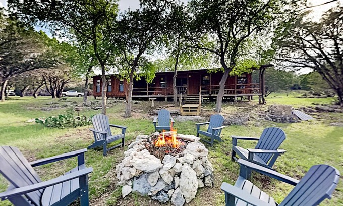 Dripping Springs House | McGregor Dream