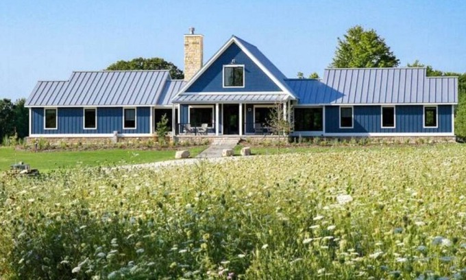 Fish Creek House | Meadow House-A Peaceful Getaway in Door County