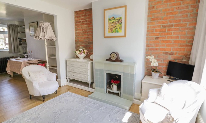 Banbury Cottage | Meadow View