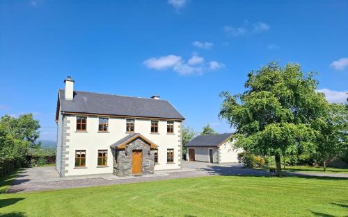 Killarney House | Meadow View
