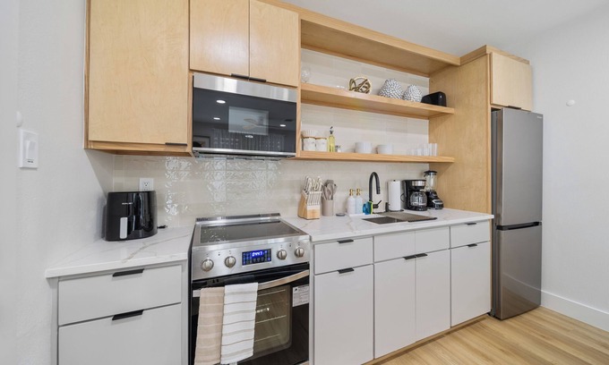 Greater East End Apartment | Mediterranean Villa Vibes #6 at East Downtown