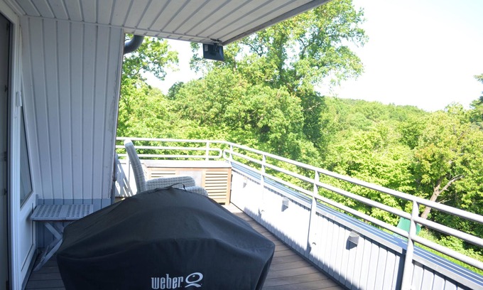 Flensburg Apartment | Meerglück - 2 Schlafzimmer, Balkon & Terrasse