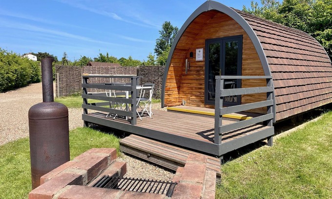 Brightlingsea Cottage | MegaPod 1 at Lee Wick Farm Glamping