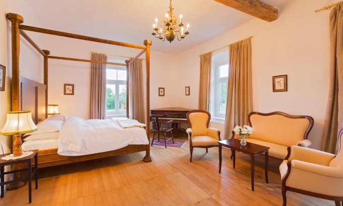 Steinakirchen am Forst Apartment | Meierhof