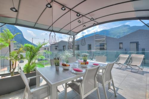 Melano Apartment | Melano Lab Park Terrace - Happy Rentals