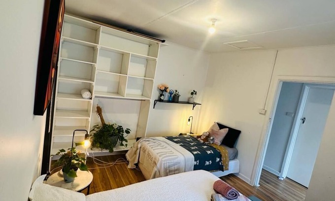 Albert Park House | Melb Beach shack-4bed-2baths. 2km CBD