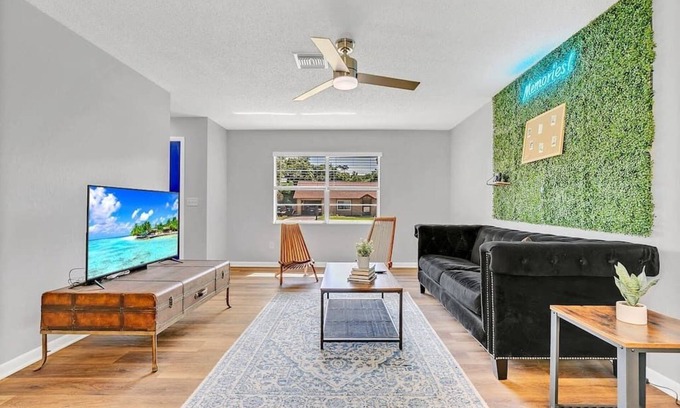 Orange City House | Memories Fully Renovated Home with Huge Backyard!